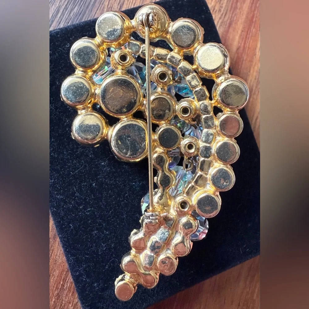 Elegant VTG Juliana DeLizza & Elster Cha Cha Clear Rhinestone Beaded Brooch Pin